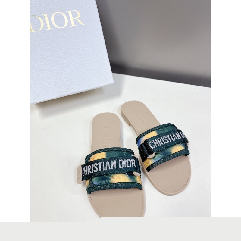 ch**an D*or slippers